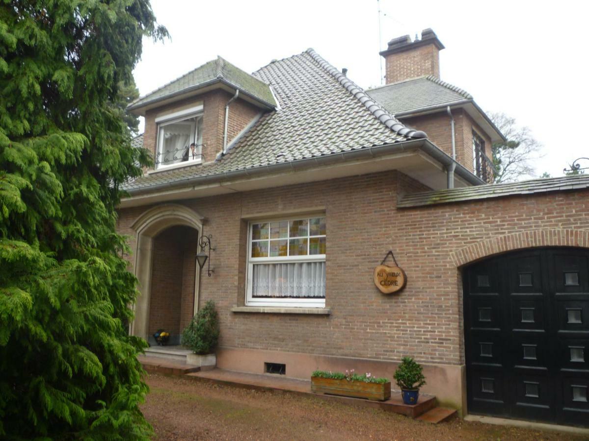 Au Vieux Cedre Mouvaux Exterior foto